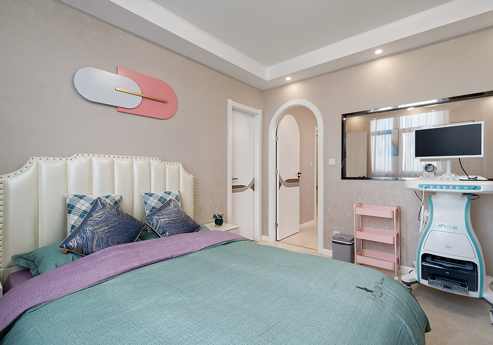 ΰ�ײ�Ů�Խ�����������VIP�޸���