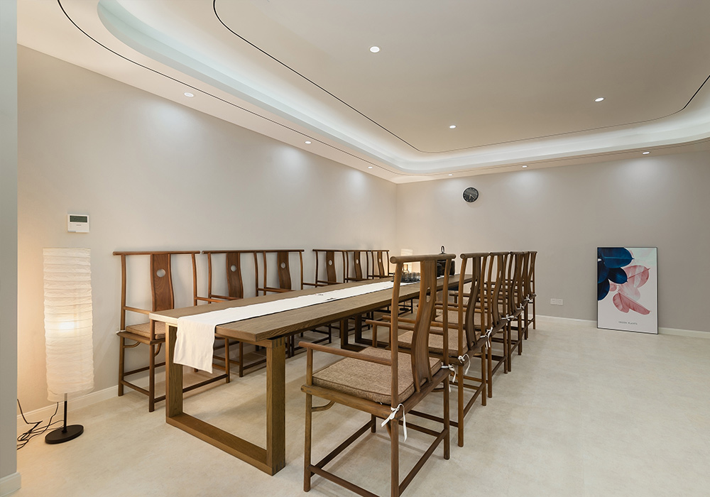 ΰ�ײ�Ů�Խ����������Ĳ�Ъ��Ϣ��